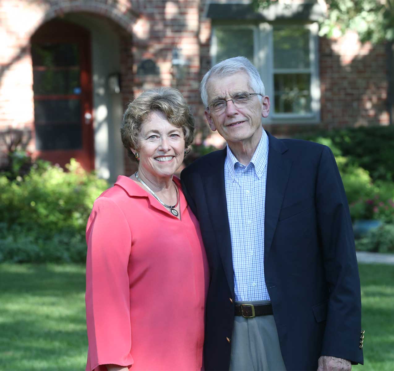 Dr. Perry and Sally Schoenecker 2019 Ageless Remarkable St. Louisan